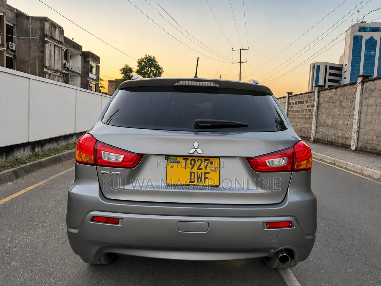 Mitsubishi RVR 2010 Silver