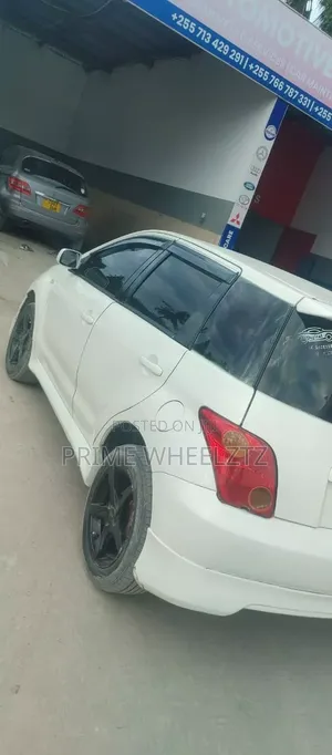 Toyota IST 2007 White