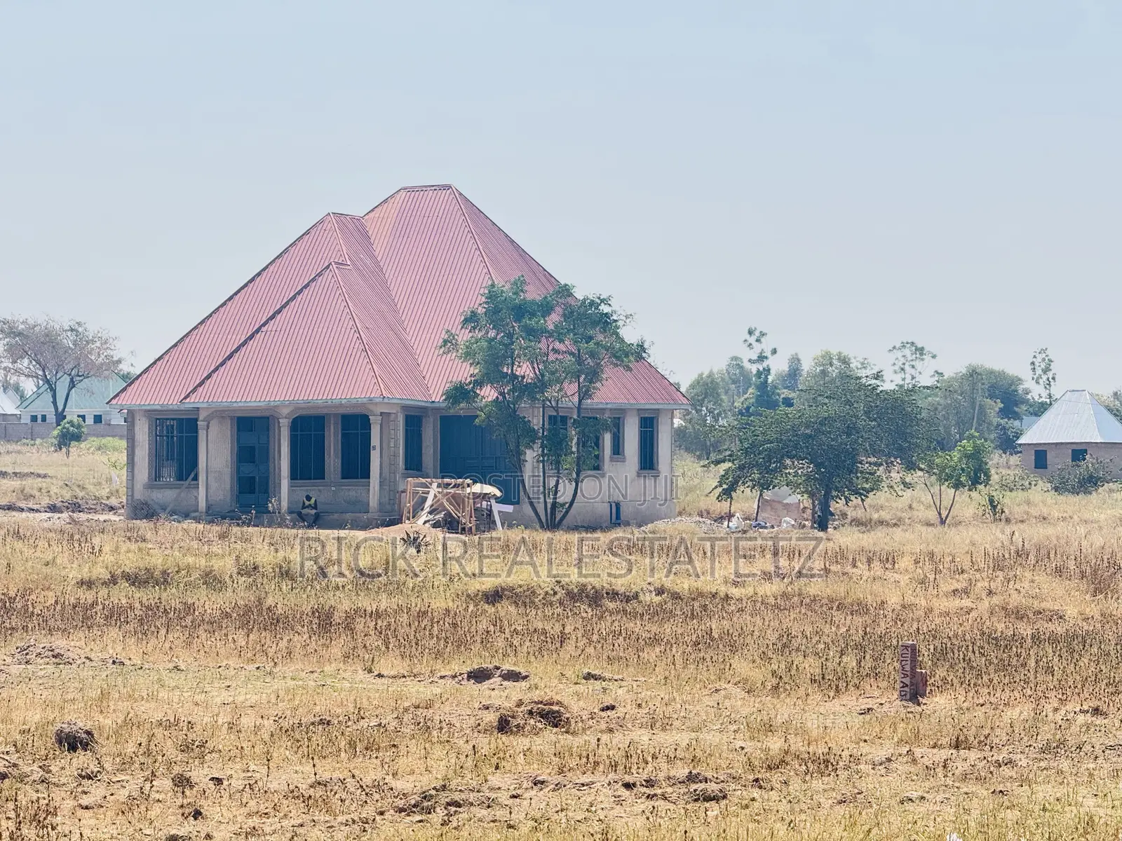 Viwanja Vya 25x20) Vizuri Vya Makazi Vinauzwa Kisesa - Kona Ya Kayenze