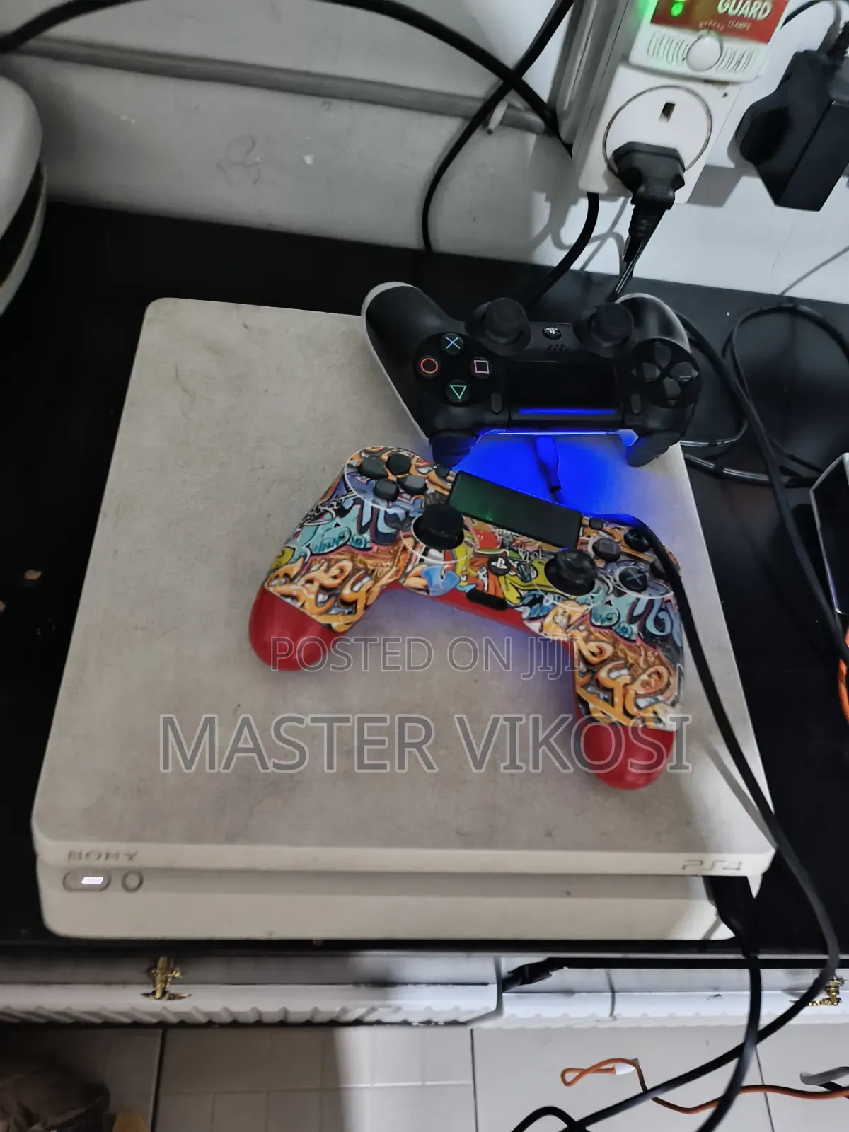 PS4 Slim Used Bei 480