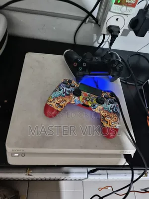 PS4 Slim Used Bei 480