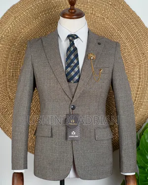 heavy Cotton Suits
Premium Three-Piece Suits