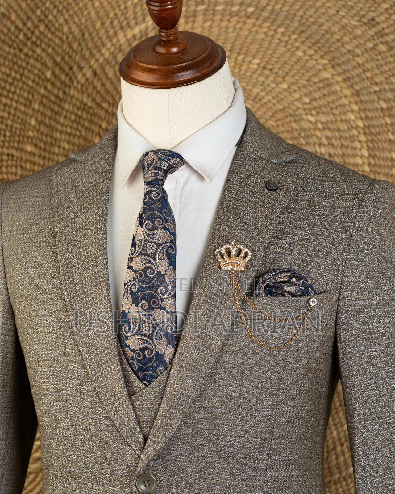 executive Luxury Suitsprice: TZS 200,000/=