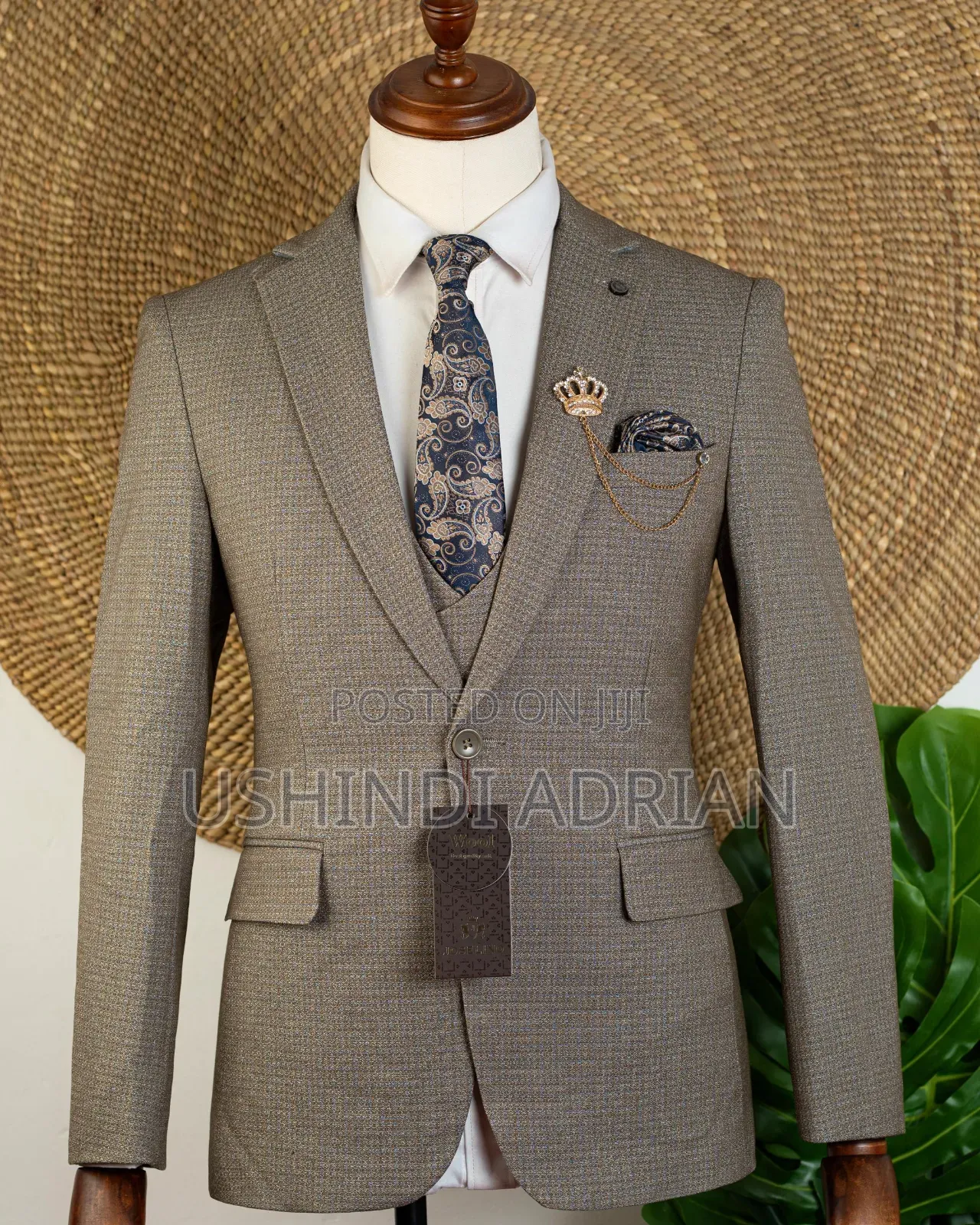 executive Luxury Suitsprice: TZS 200,000/=