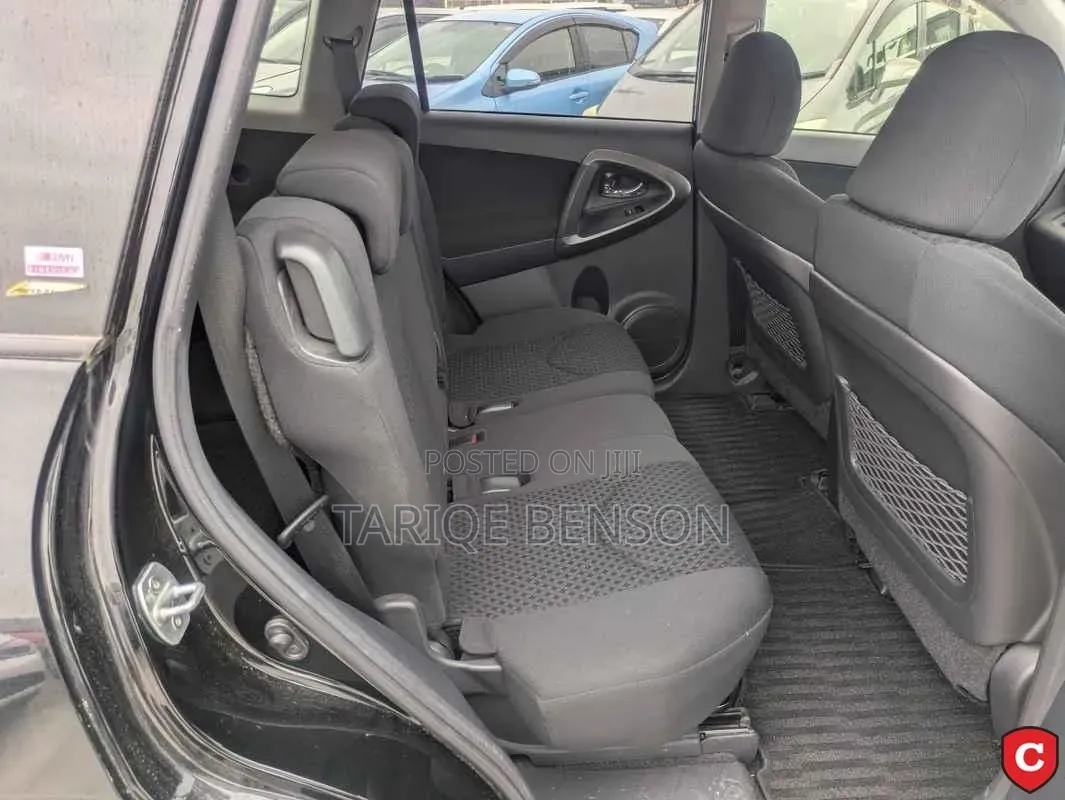 Toyota Vanguard 2013 Black