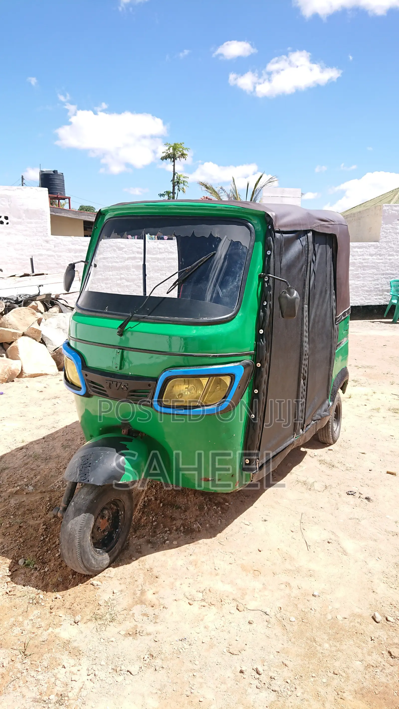 Bajaj 2019 Green