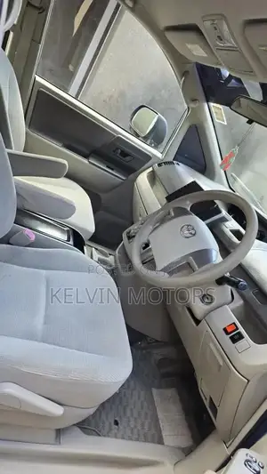 Toyota Noah 2009 Blue
