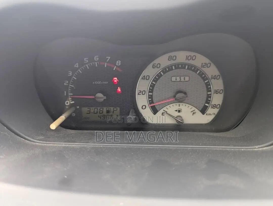 Toyota IST 2009 Silver