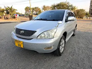 Toyota Harrier 2005 Silver