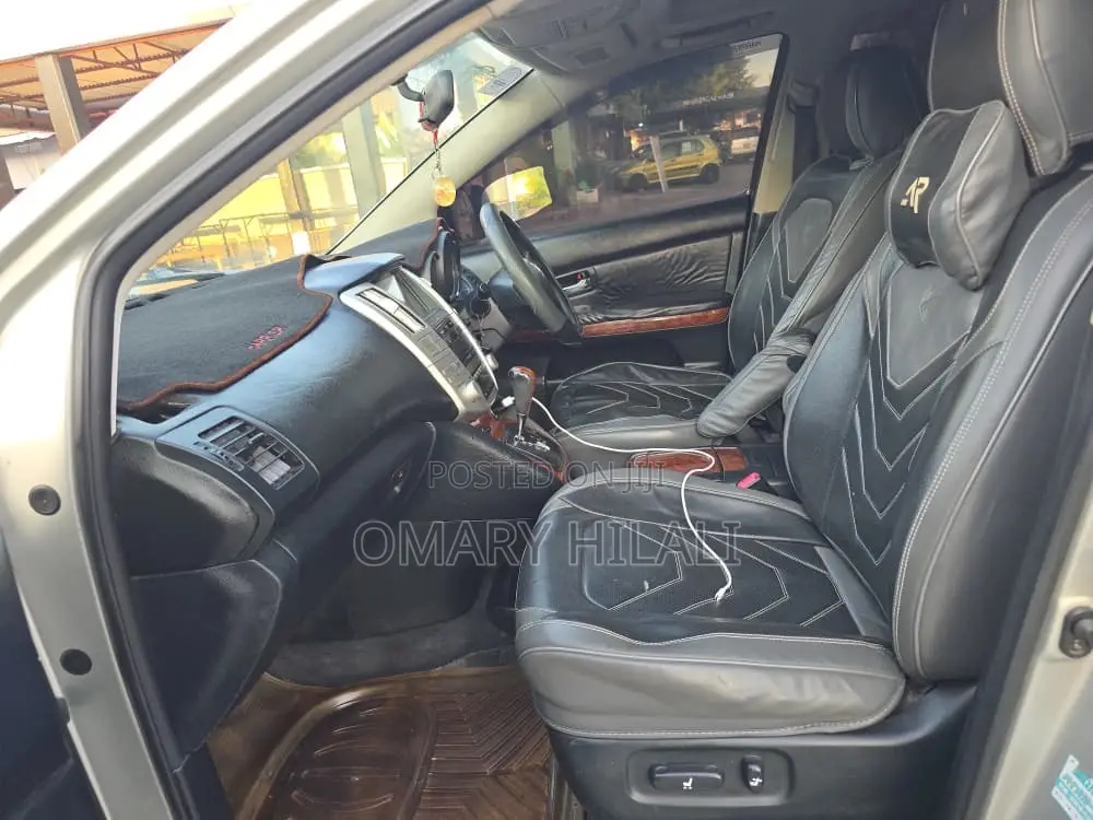 Toyota Harrier 2005 Silver