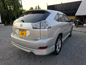 Toyota Harrier 2005 Silver