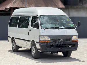 Toyota HiAce 1999 White