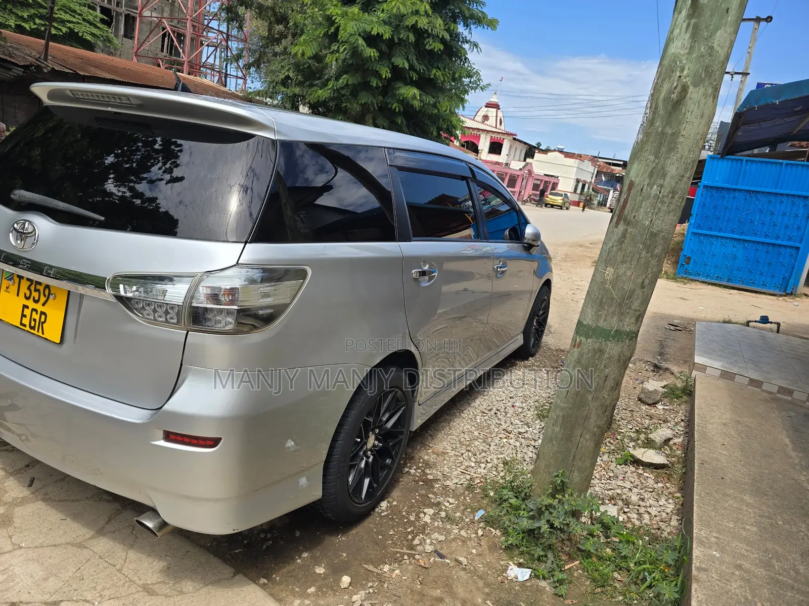Toyota Wish 2012 Silver