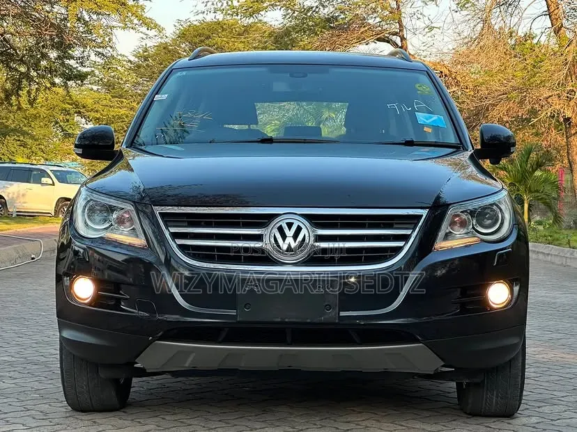 Volkswagen Tiguan 2010 Matt Black
