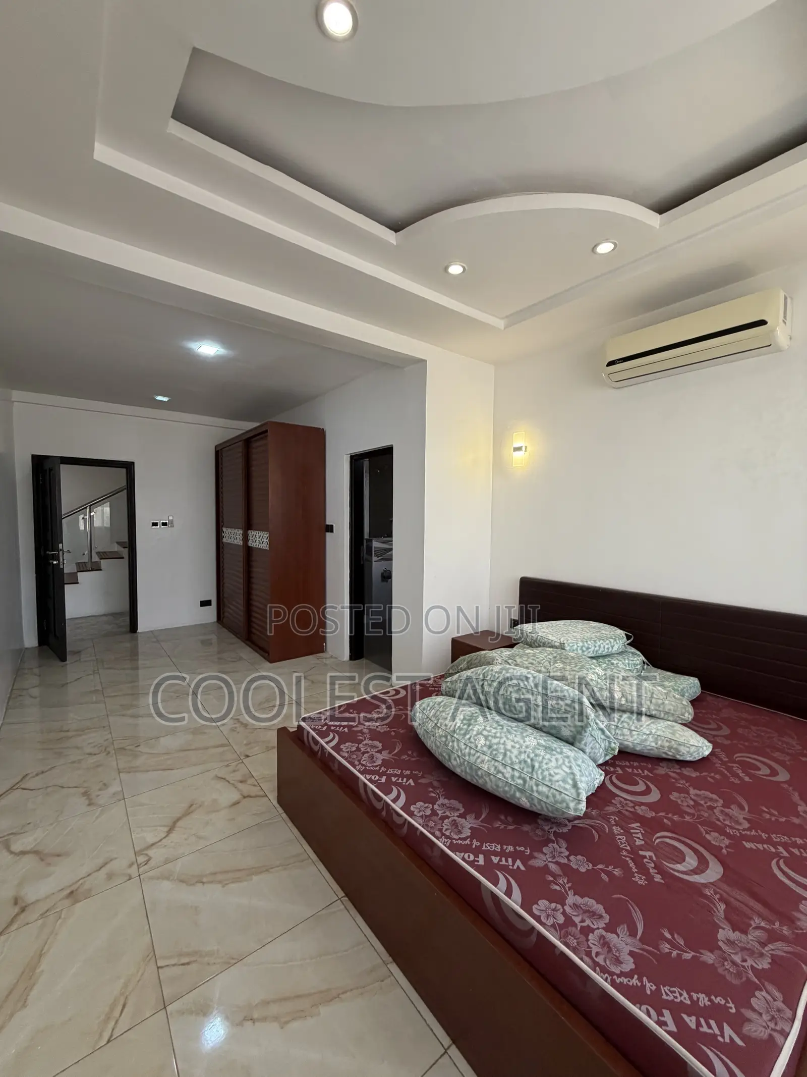 Furnished 5bdrm Villa in Coolest Estate, Masaki for rent