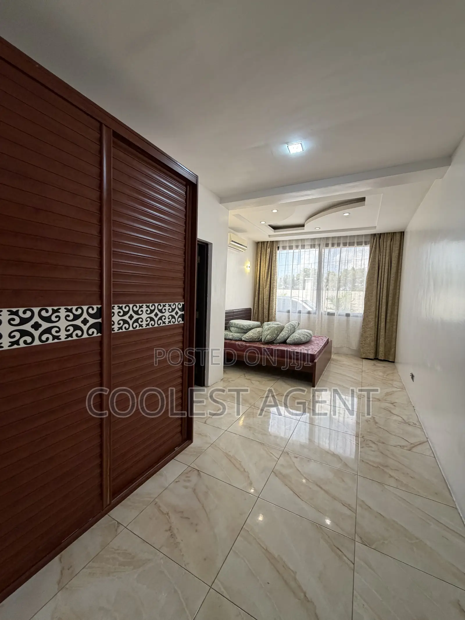 Furnished 5bdrm Villa in Coolest Estate, Masaki for rent