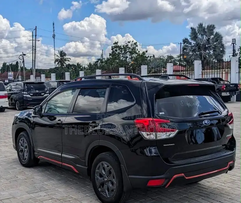 Subaru Forester 2019 Black