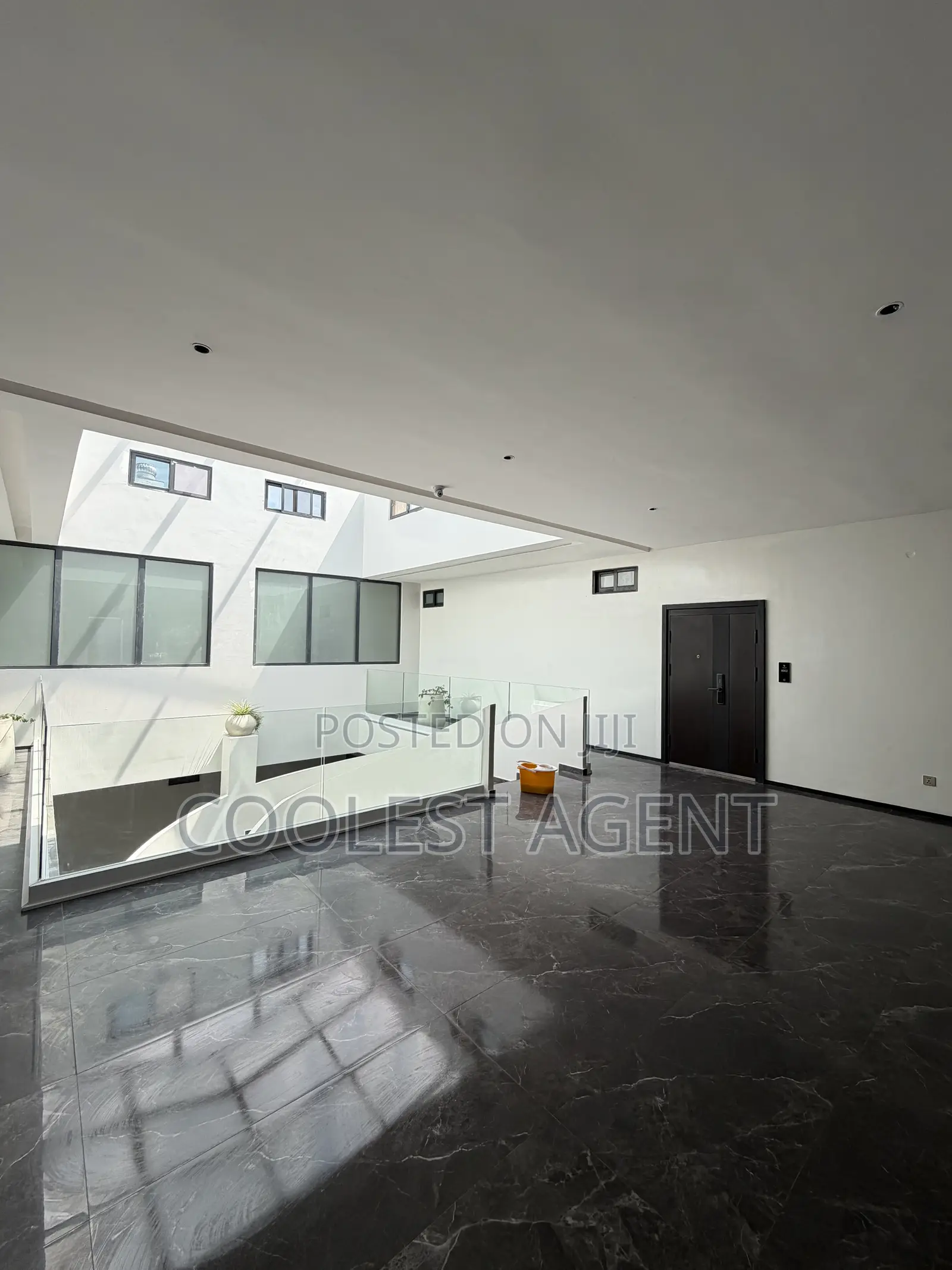 Furnished 4bdrm Penthouse in Coolest, Masaki for rent