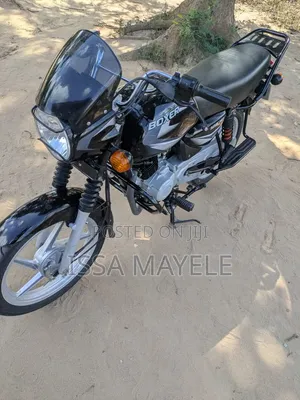 Bajaj Boxer 125 2026 Black
