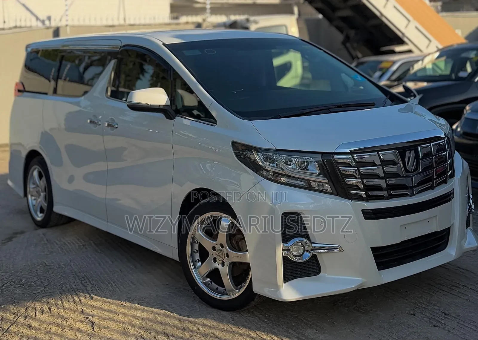 Toyota Alphard 2017 White