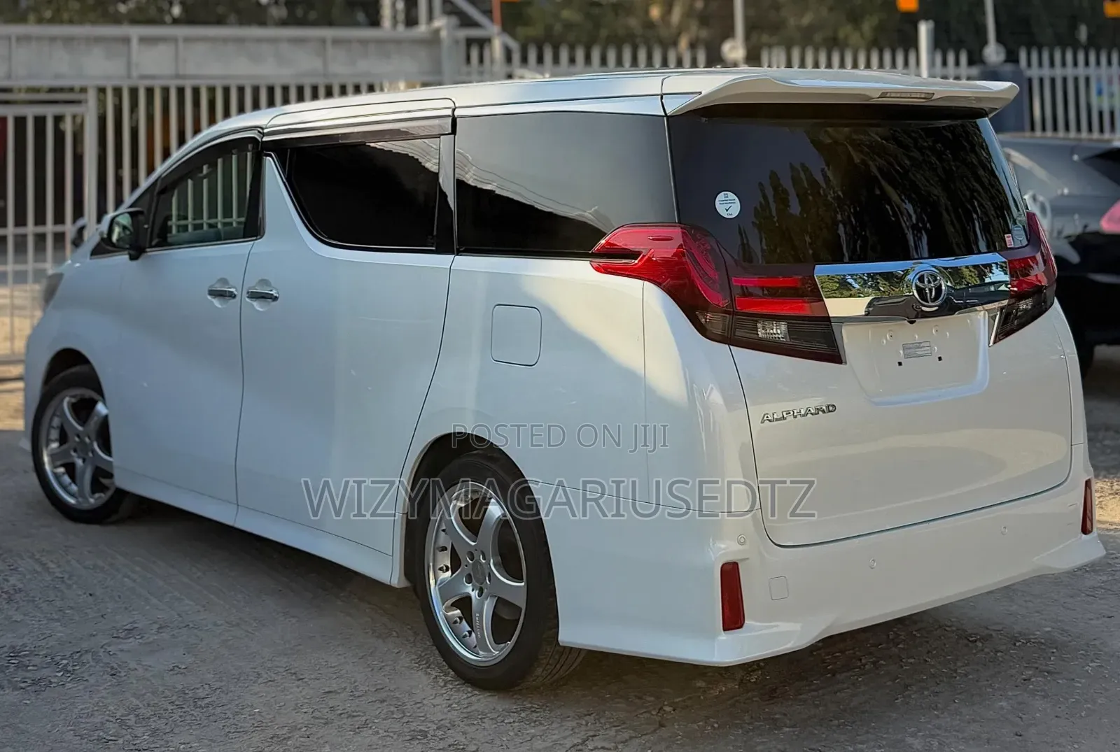 Toyota Alphard 2017 White