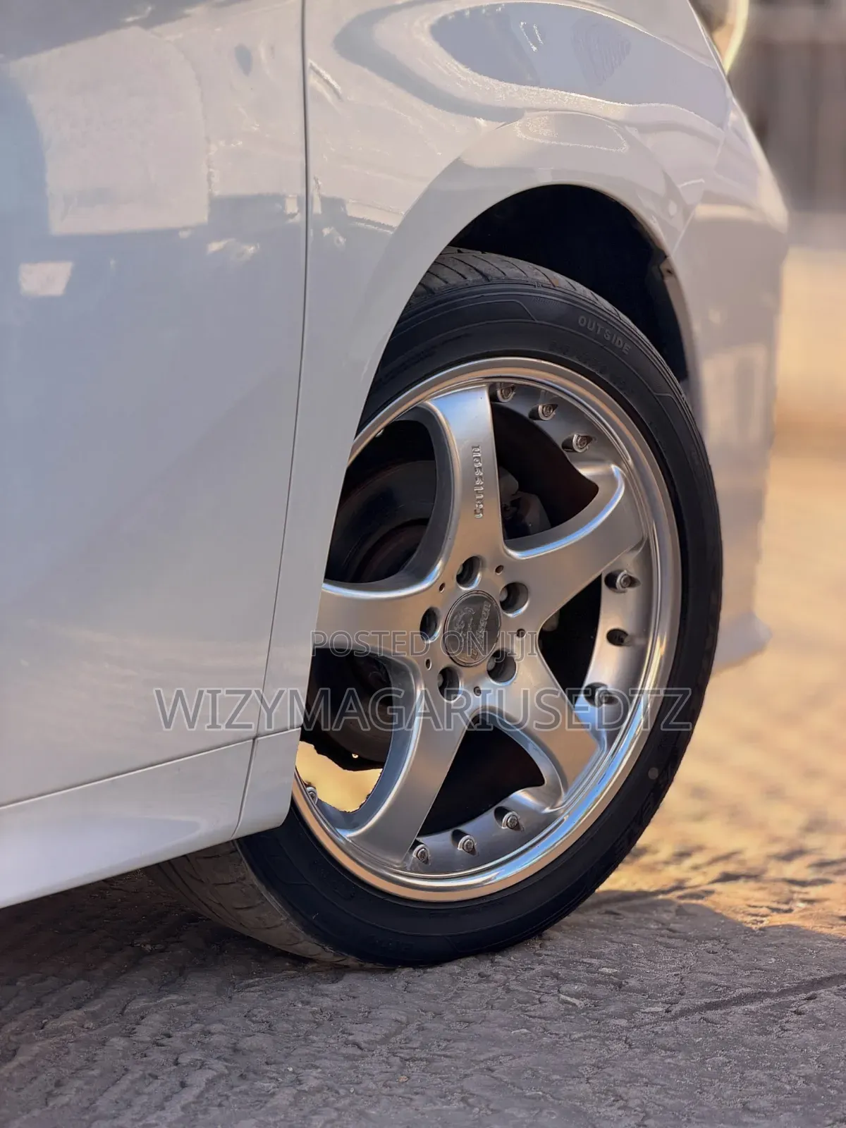 Toyota Alphard 2017 White