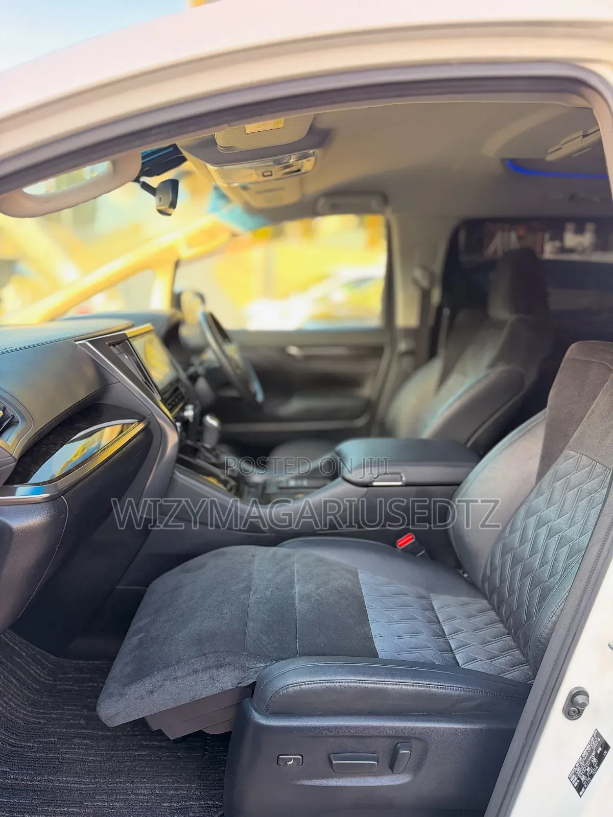 Toyota Alphard 2017 White