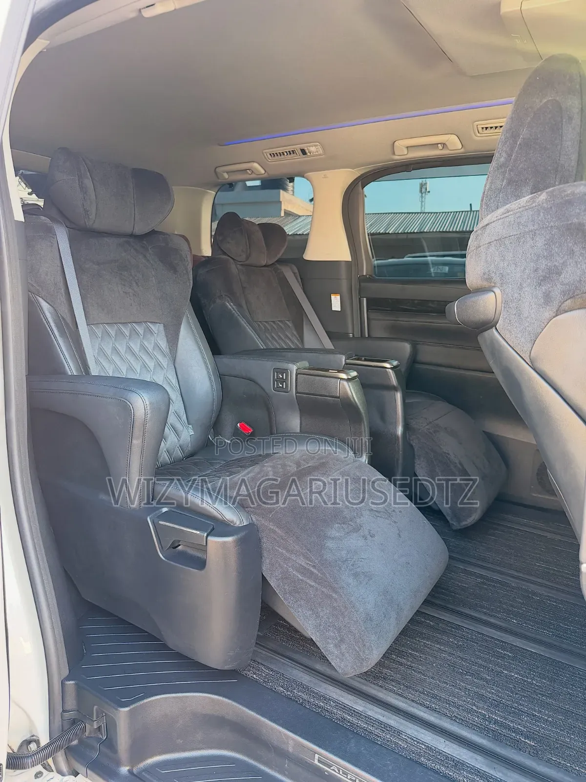 Toyota Alphard 2017 White