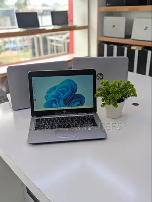 Laptop HP EliteBook 820 G3 8GB Intel Core i5 SSD 256GB
