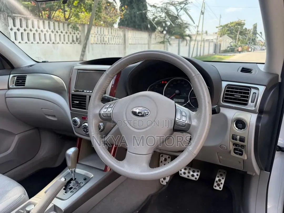 Subaru Forester 2009 Pearl