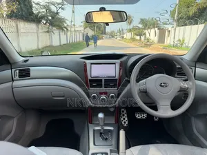 Subaru Forester 2009 Pearl