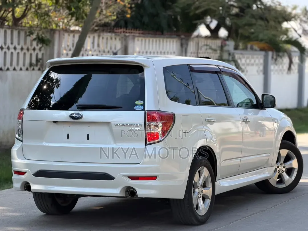 Subaru Forester 2009 Pearl