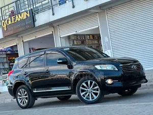 Toyota Vanguard 2011 Black