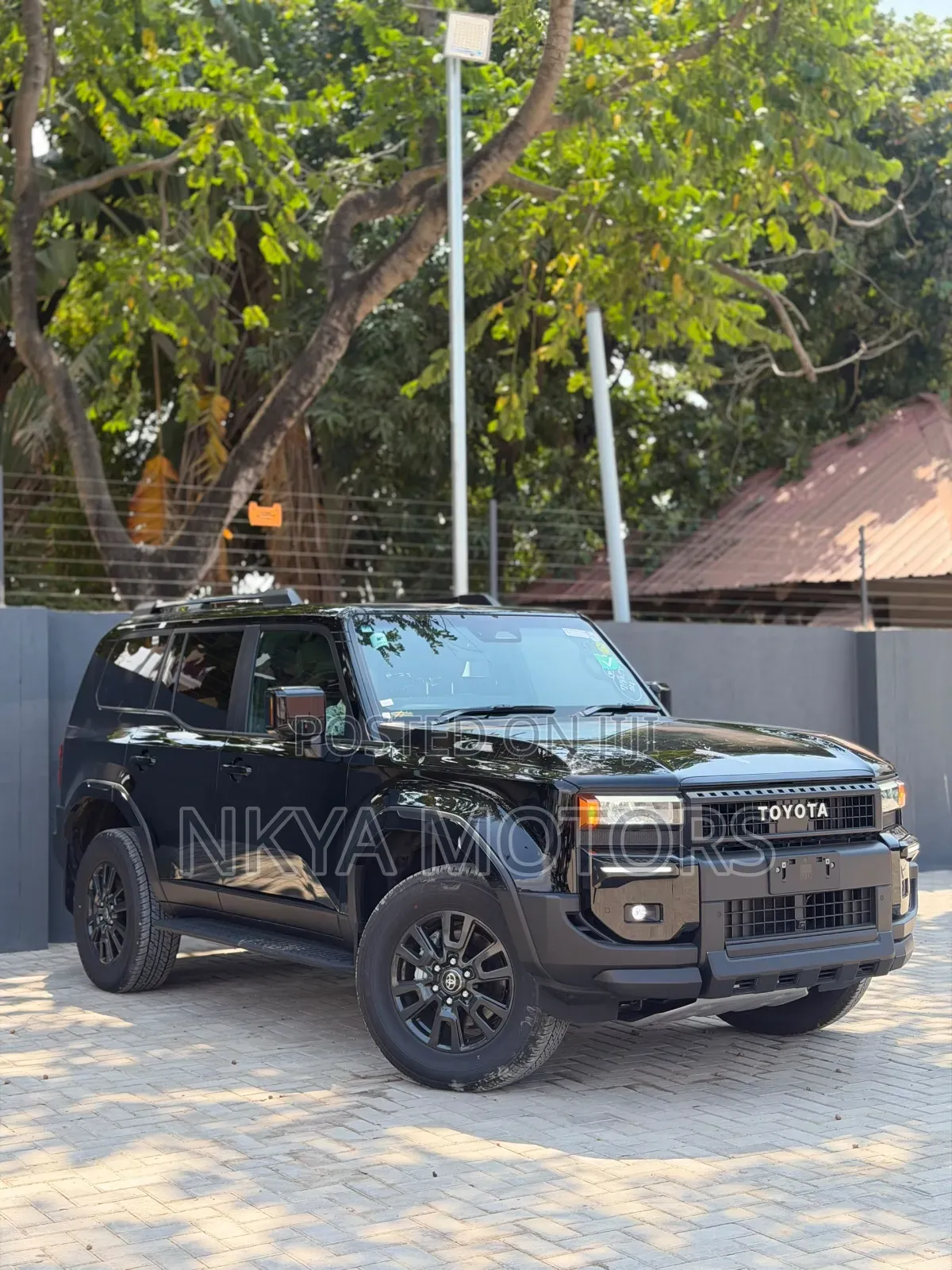 Toyota Land Cruiser Prado 2025 Black