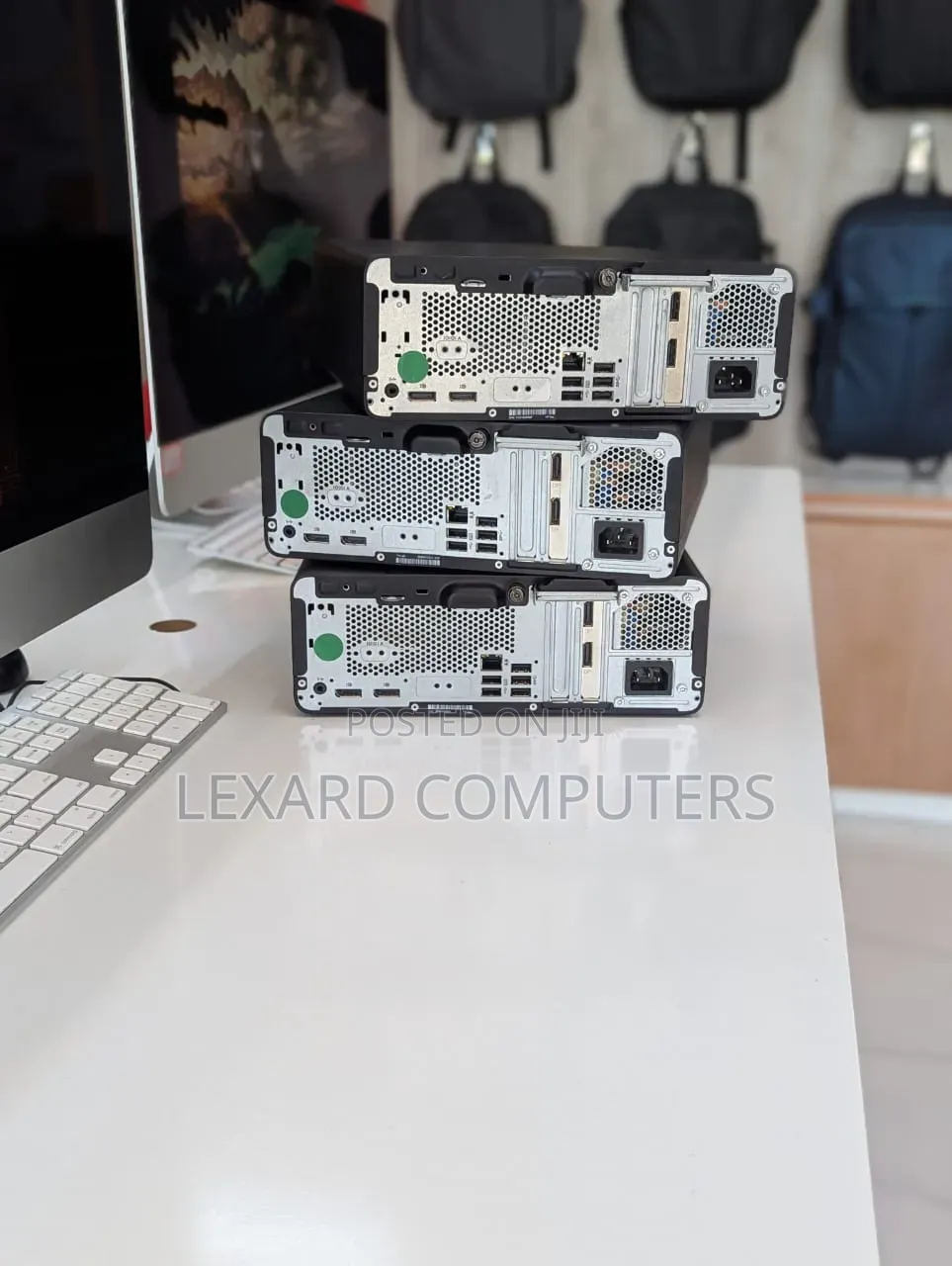 Desktop Computer HP ProDesk 400 8GB AMD Ryzen 7 SSD 256GB