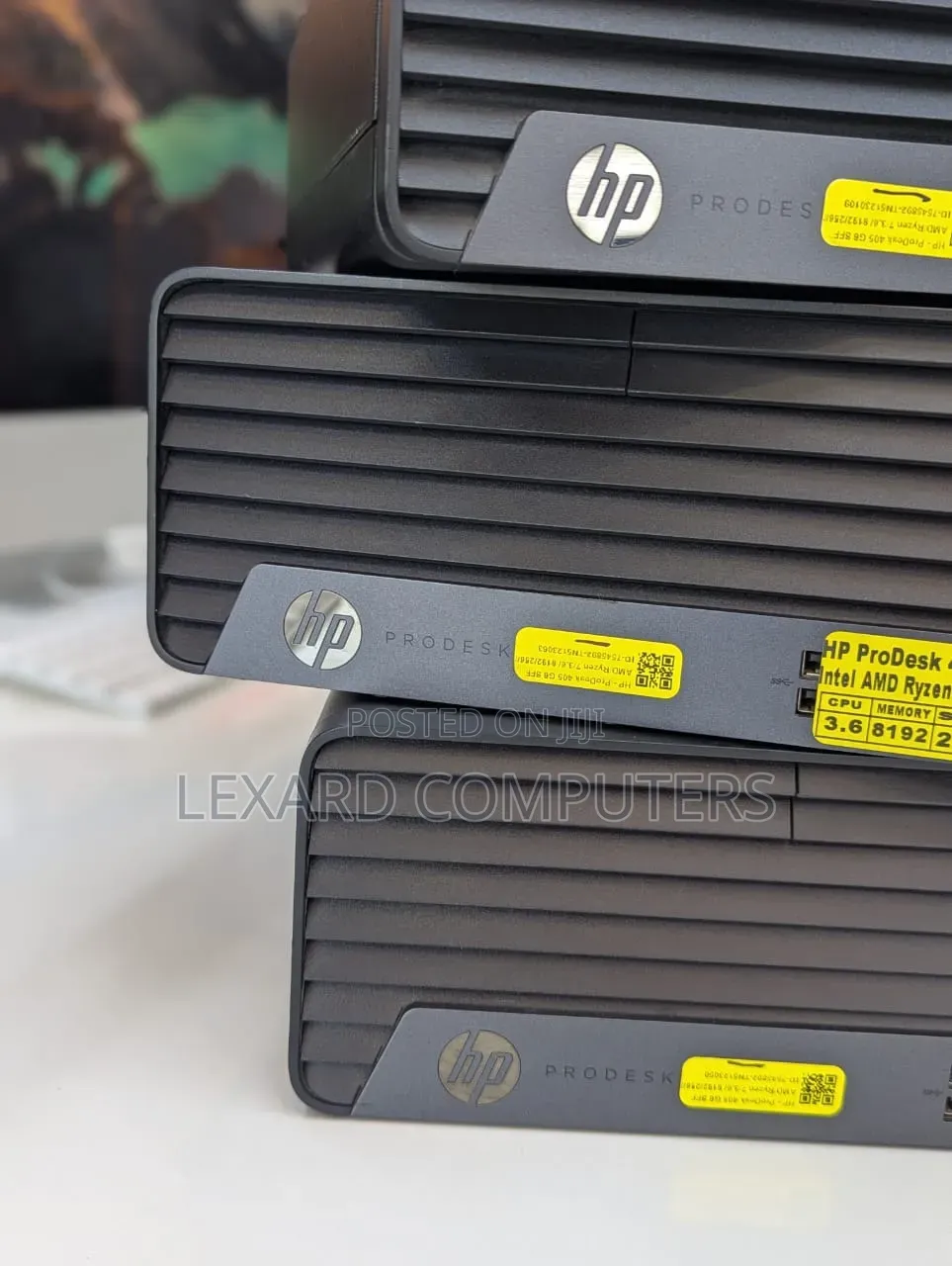 Desktop Computer HP ProDesk 400 8GB AMD Ryzen 7 SSD 256GB