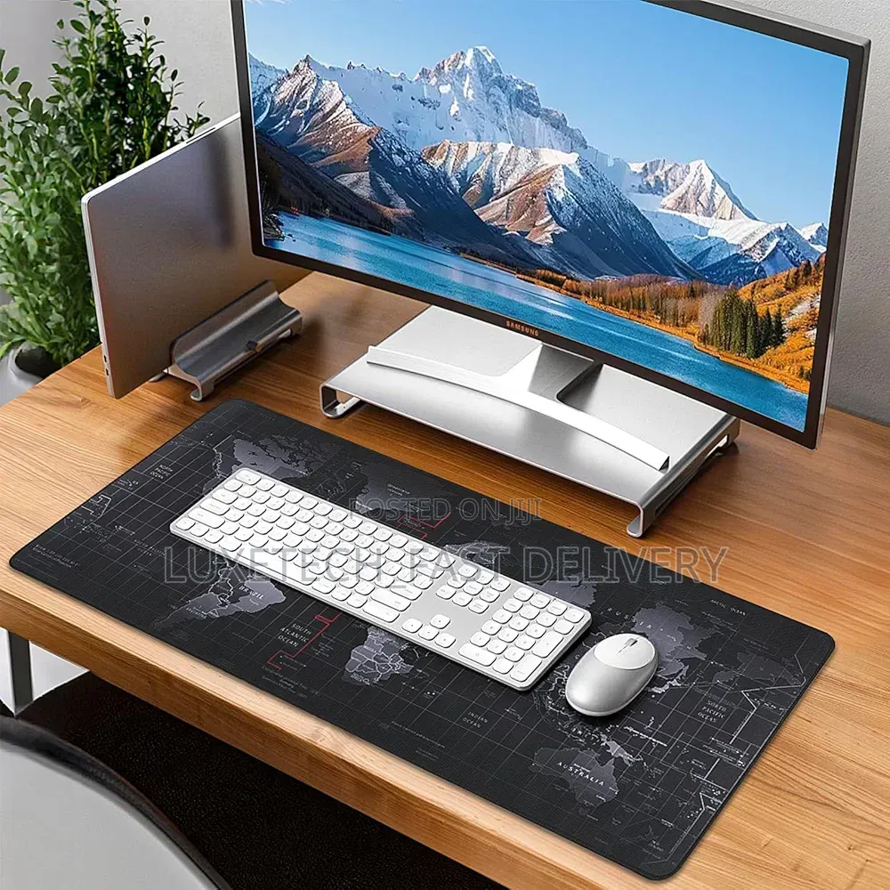 XL World Map Extended Desk Mat (800x300mm) | Non-Slip Gaming Mousepad