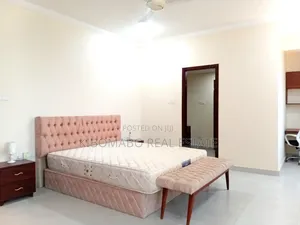 Furnished 3bdrm Apartment in Oyster Bay for rent