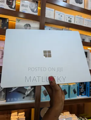 Laptop Microsoft Surface Laptop 2 16GB Intel Core i7 SSD 512GB