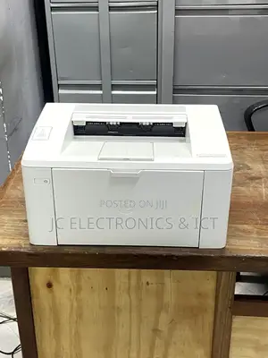 HP Laserjet 102a