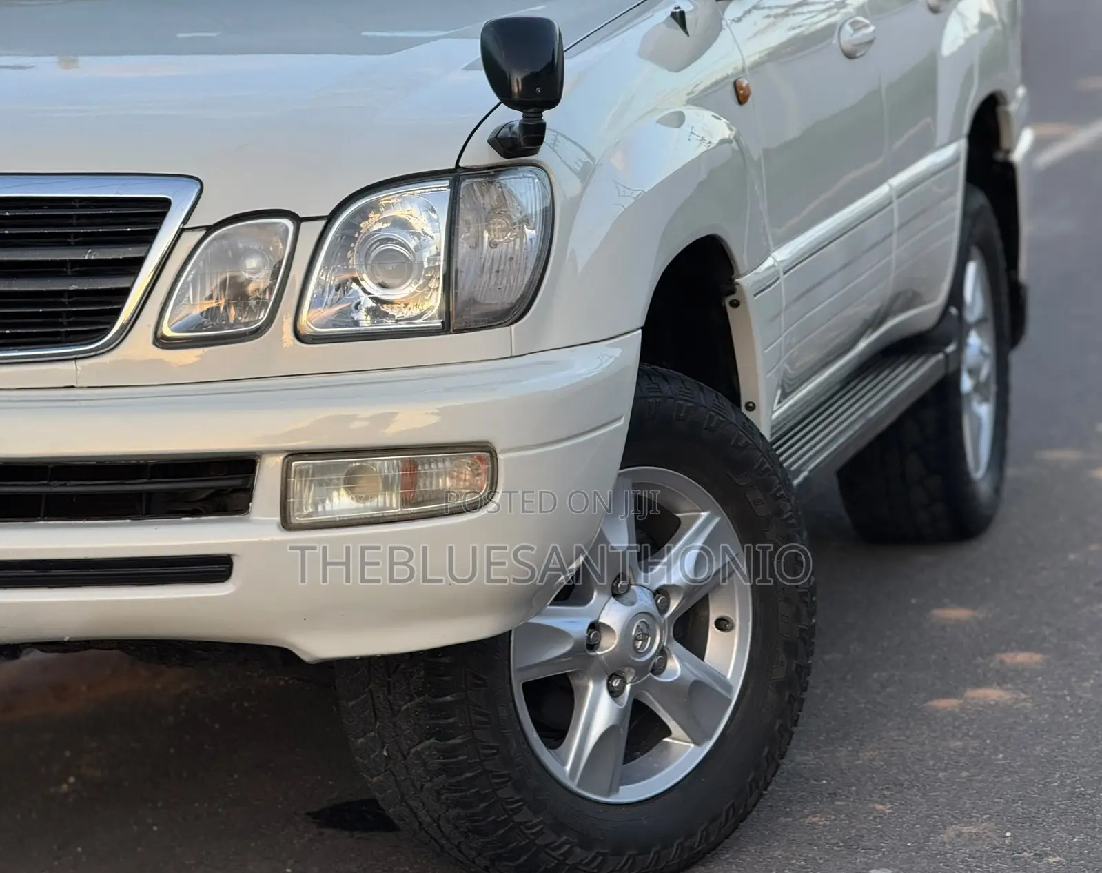 Toyota Land Cruiser 2003 White