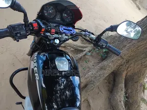 Bajaj Boxer 150 UG 2025 Black