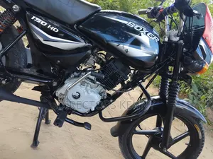 Bajaj Boxer 150 UG 2025 Black