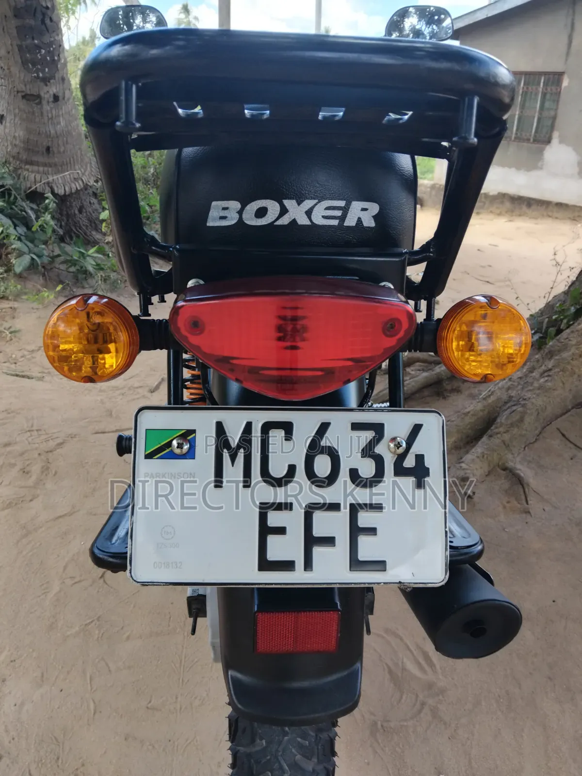Bajaj Boxer 150 UG 2025 Black