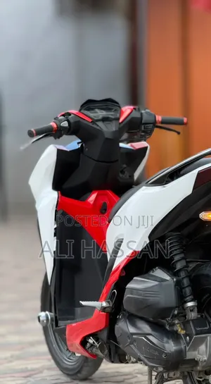 Honda Vario 2021 White