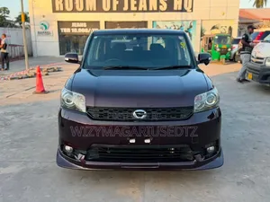Toyota Corolla Rumion 2010 Black