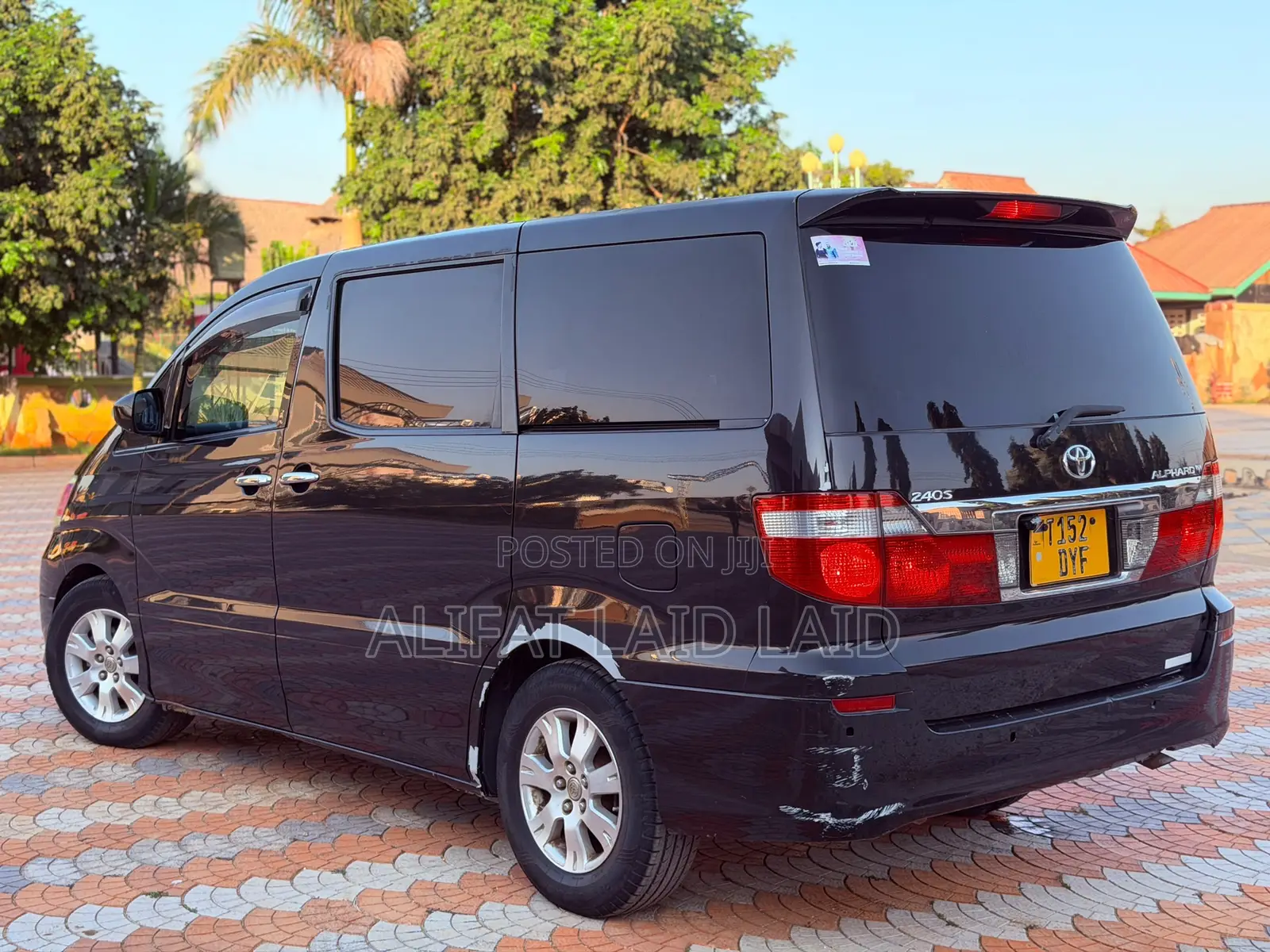 Toyota Alphard 2004 Black