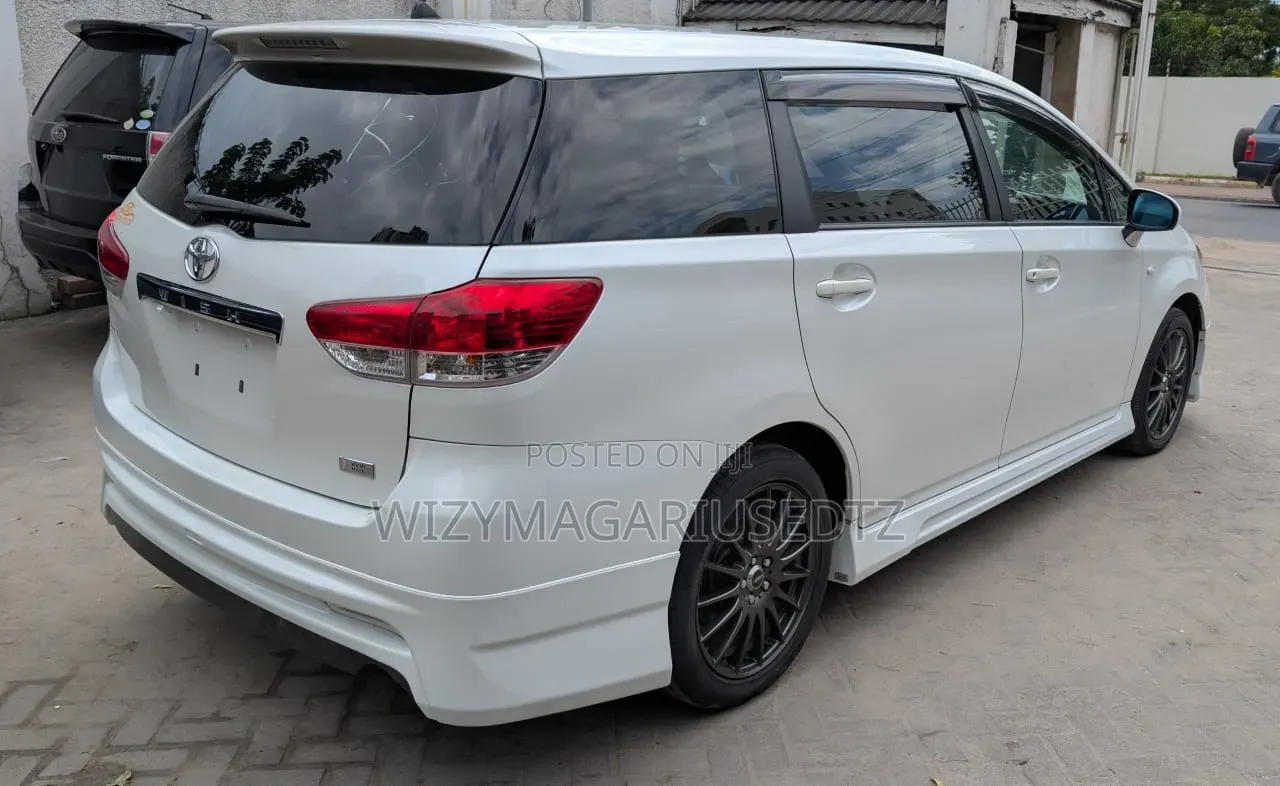 Toyota Wish 2009 White