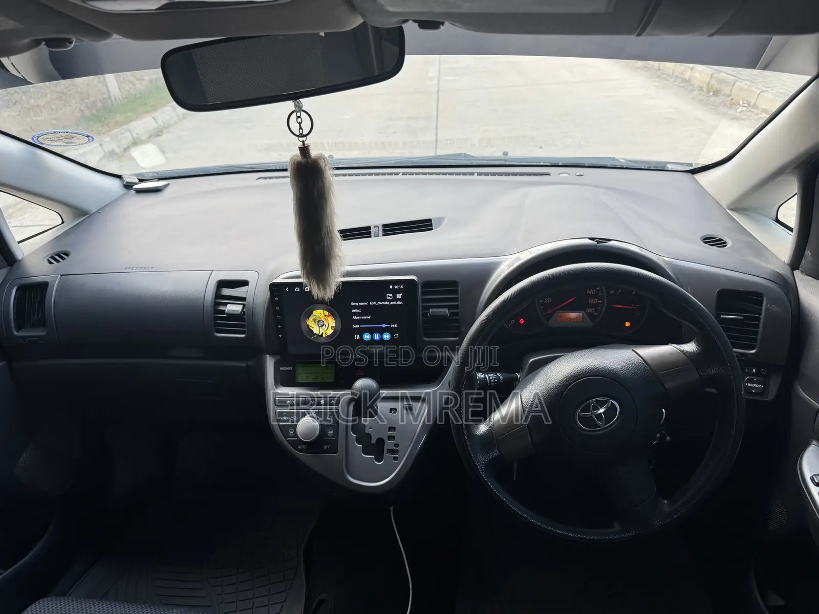 Toyota Wish 2005 Blue