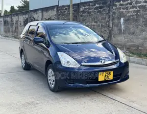 Toyota Wish 2005 Blue
